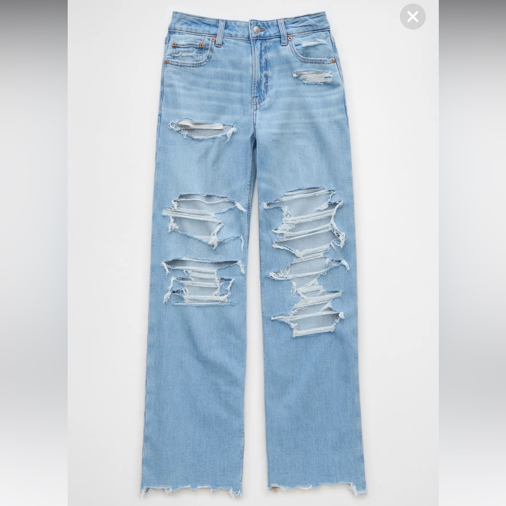 American Eagle Super High-Rise Baggy Wide Leg Jeans.